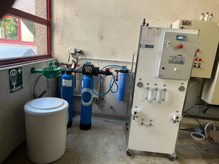 Filière complète d’eau osmosée et prétraitement - Production d’eau osmosée pour un bain d’électrolyse à Nantes